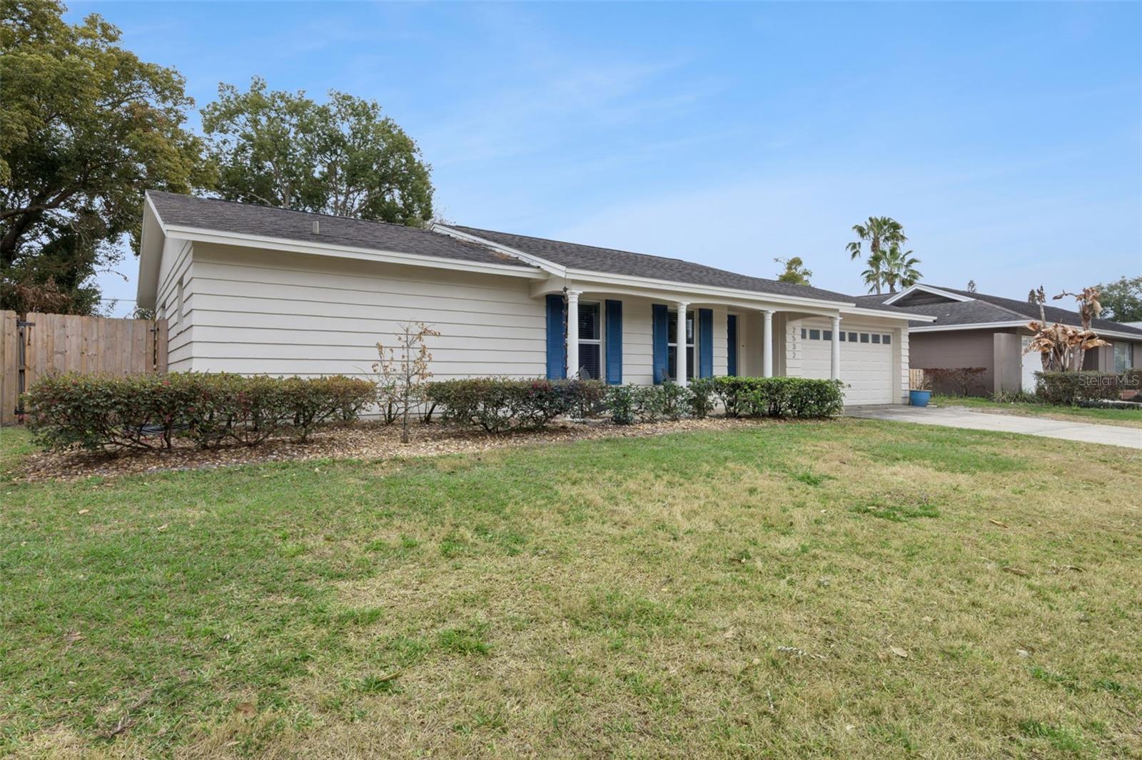 INDIAN HILLS - Residential