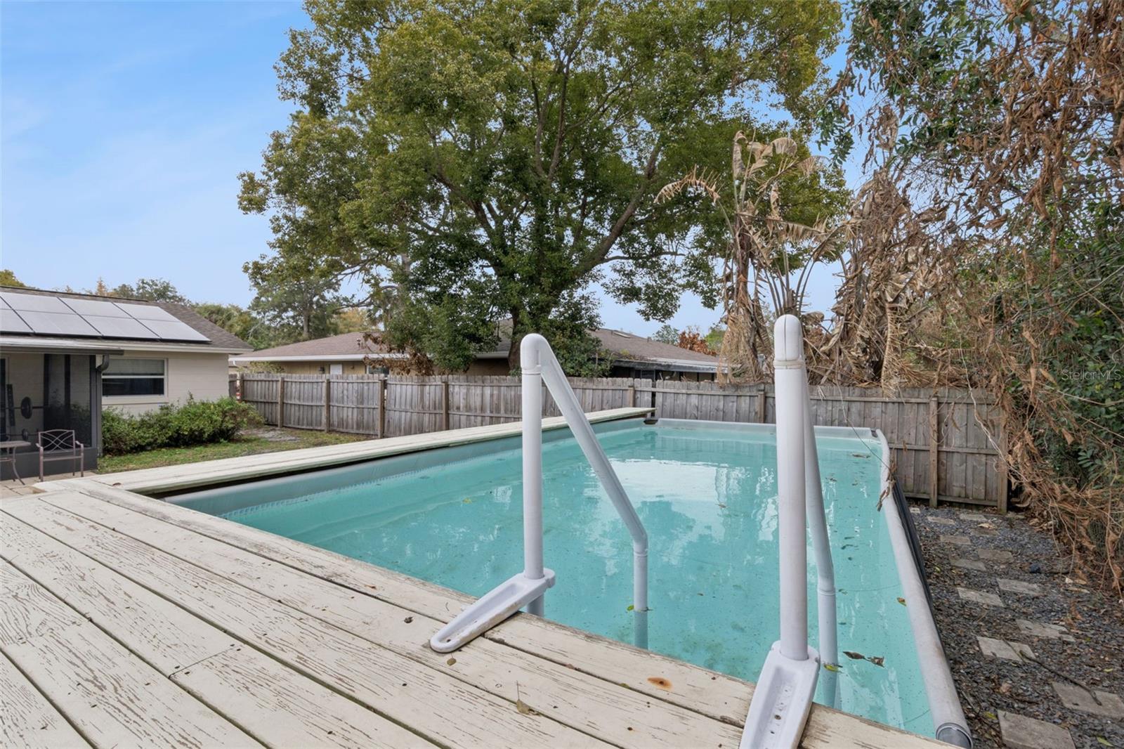 INDIAN HILLS - Residential