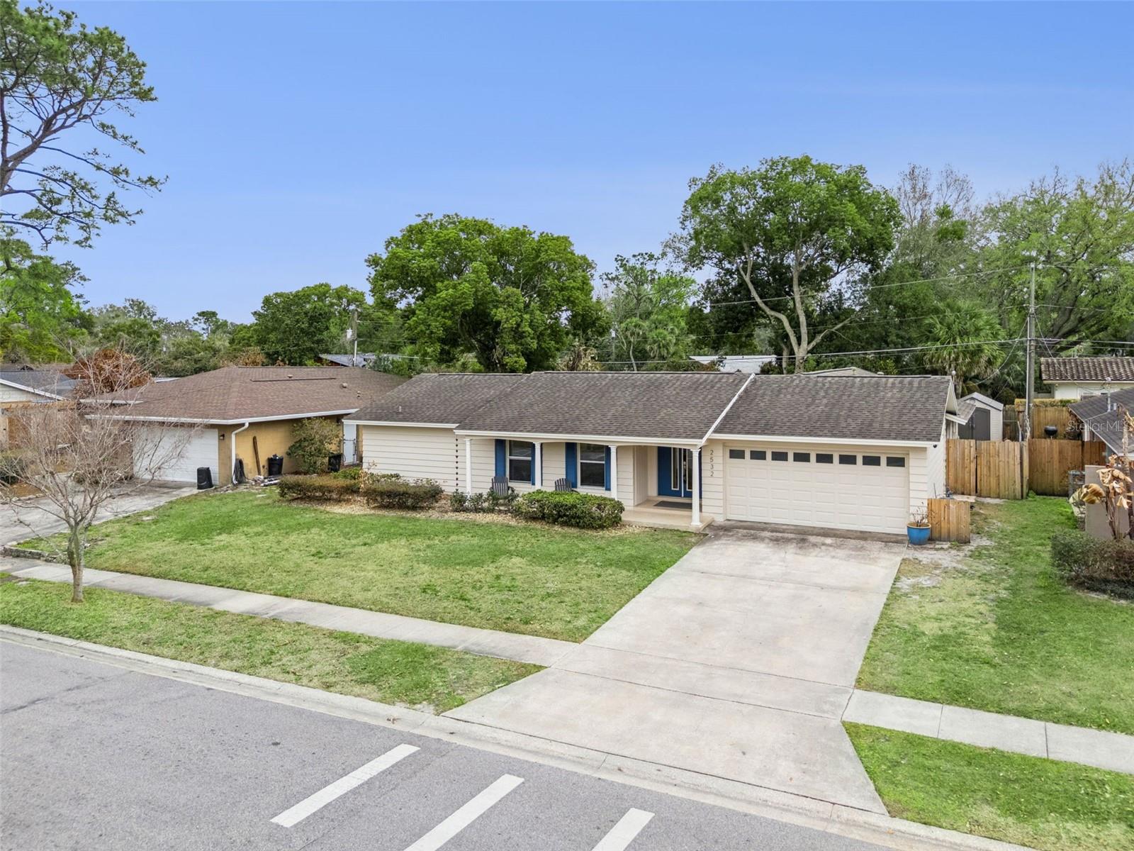 INDIAN HILLS - Residential