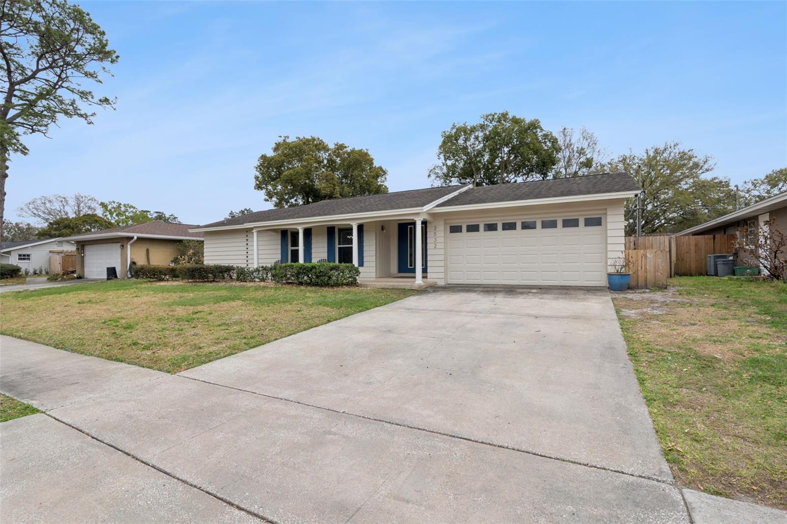 INDIAN HILLS - Residential