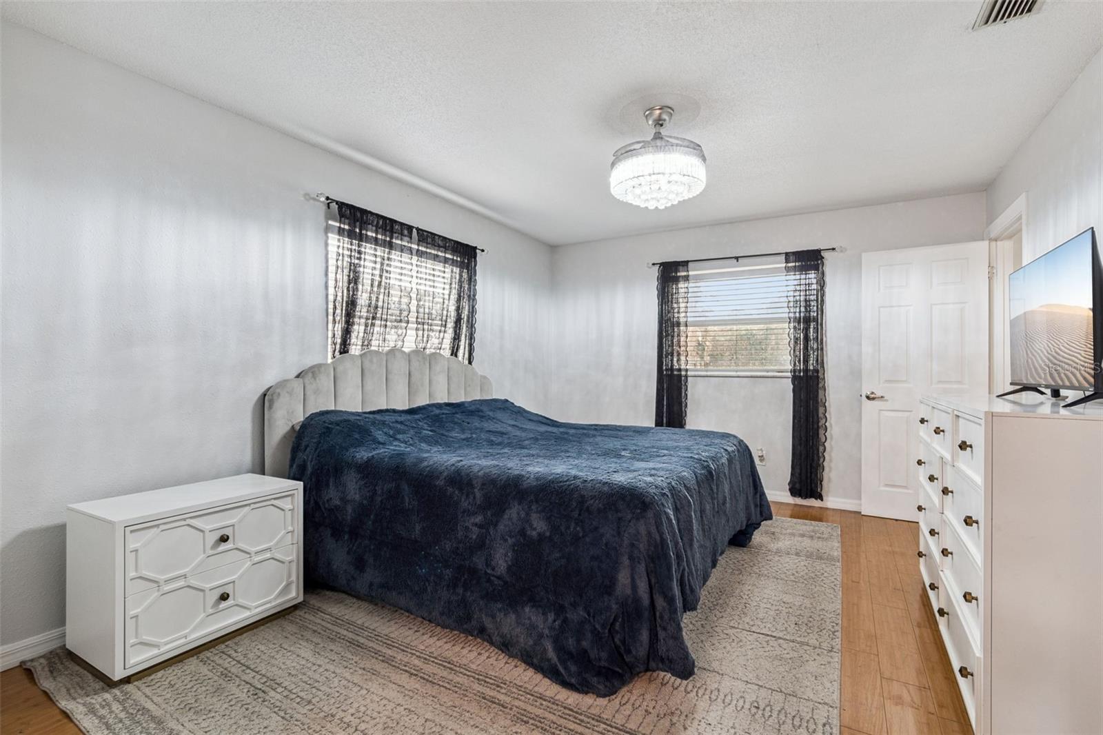 INDIAN HILLS - Residential