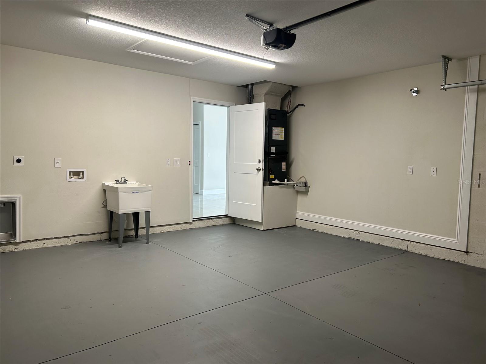 HIBISCUS GARDENS - Residential