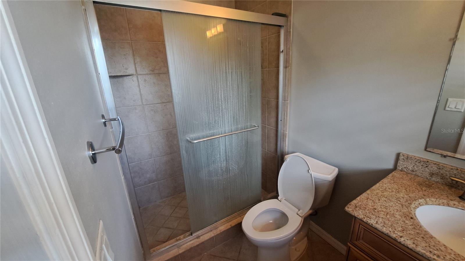 FLORENCE HEIGHTS - Residential Lease