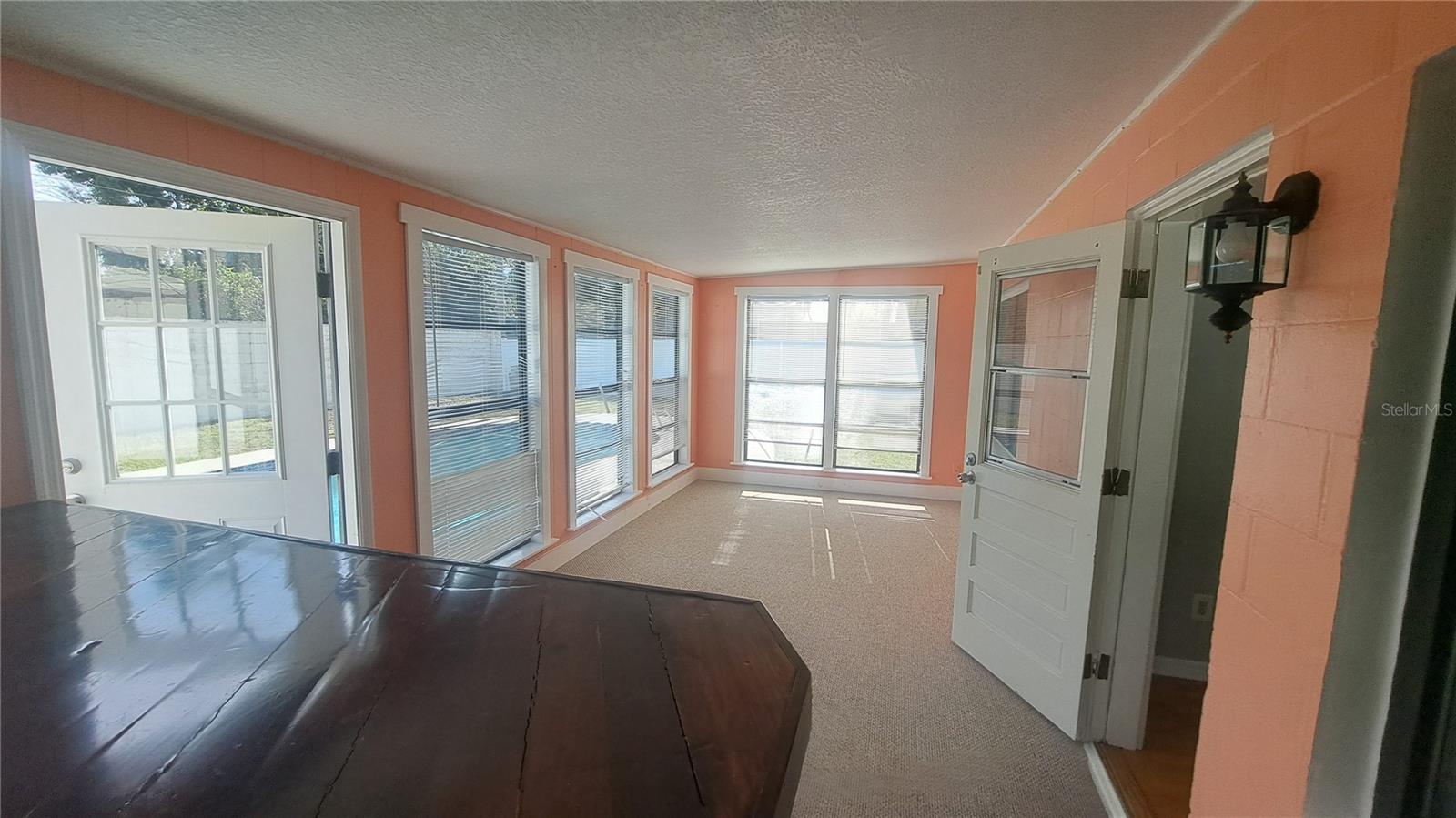 FLORENCE HEIGHTS - Residential Lease