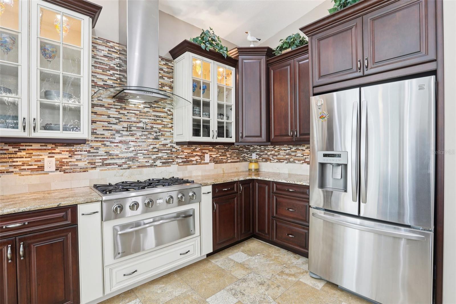 OAKMONT - Residential