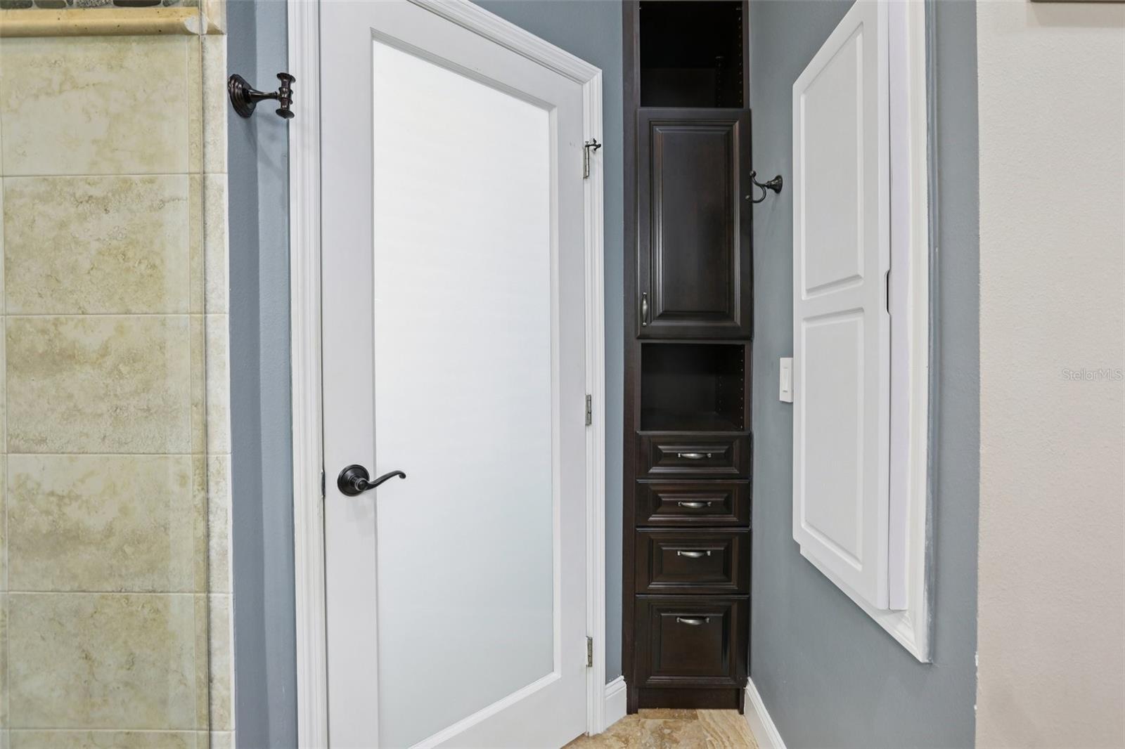 OAKMONT - Residential