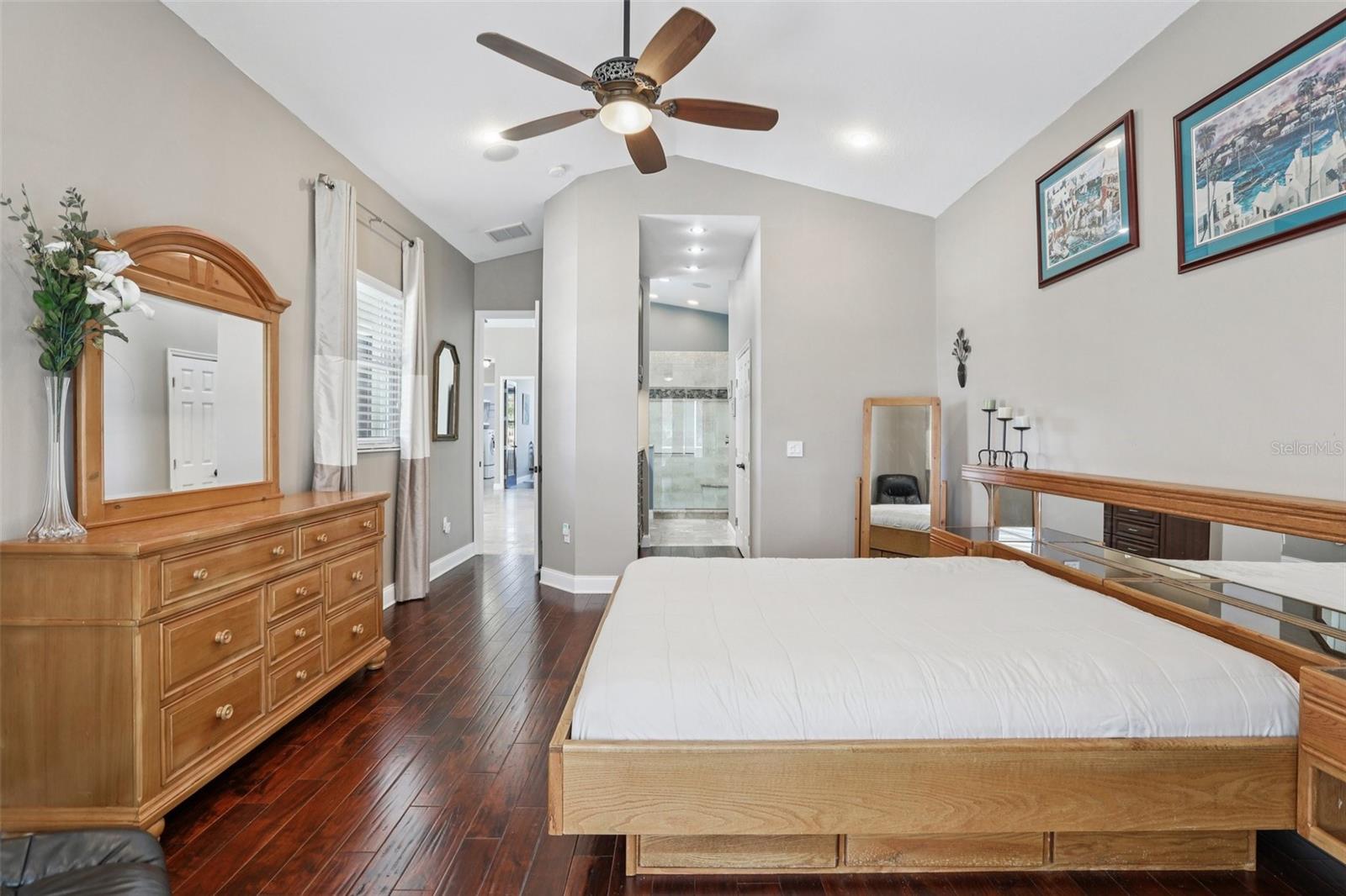 OAKMONT - Residential