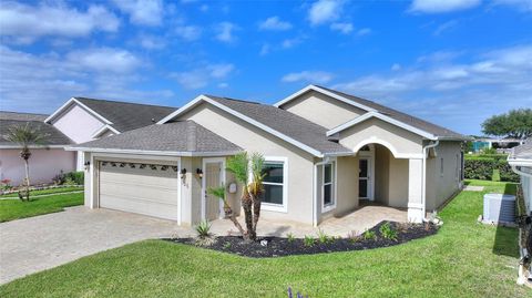 Photo of 125 Ridge View Dr, Davenport, FL 33837 (MLS # S5148199)