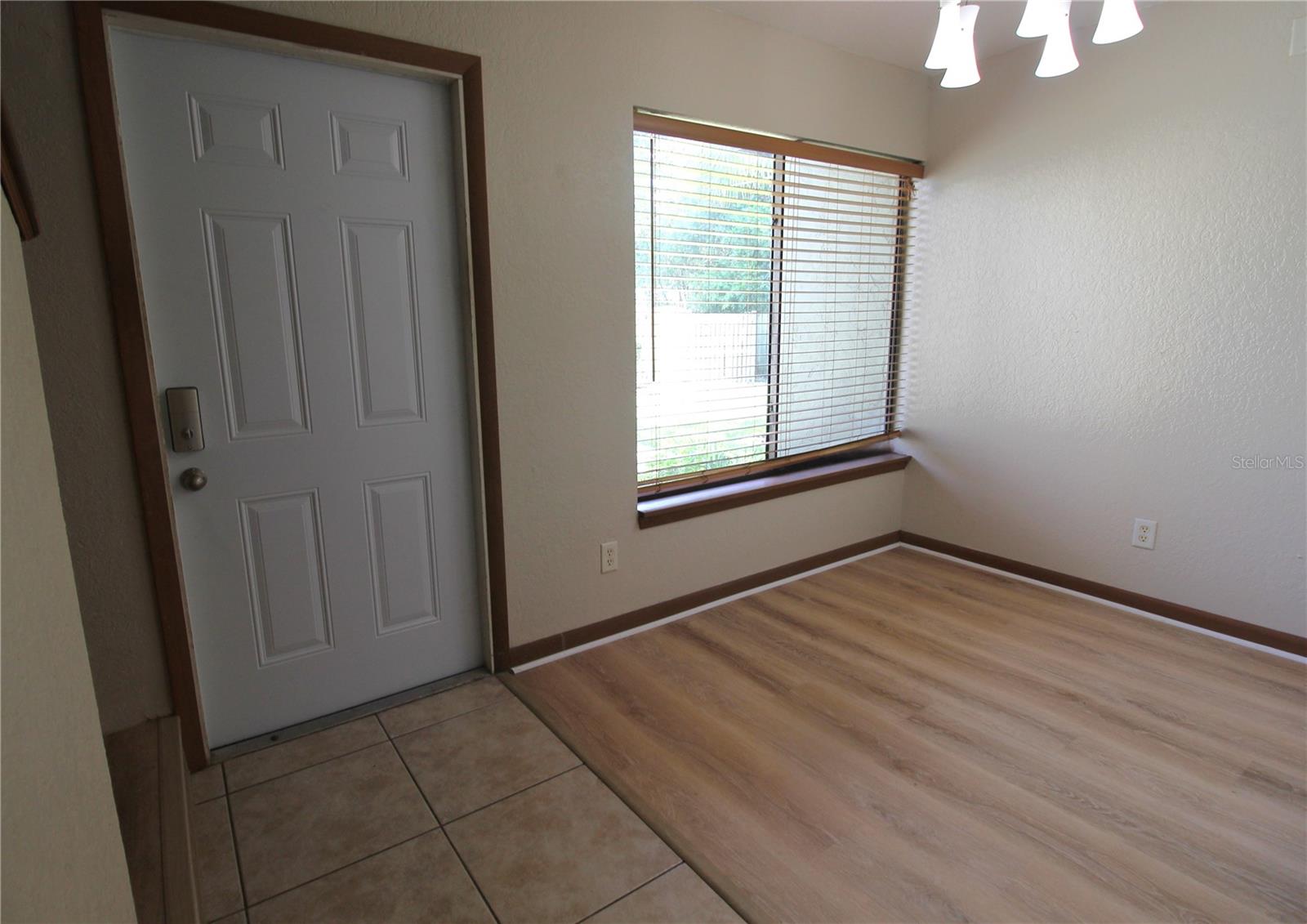 GRAND OAKS - Residential Lease