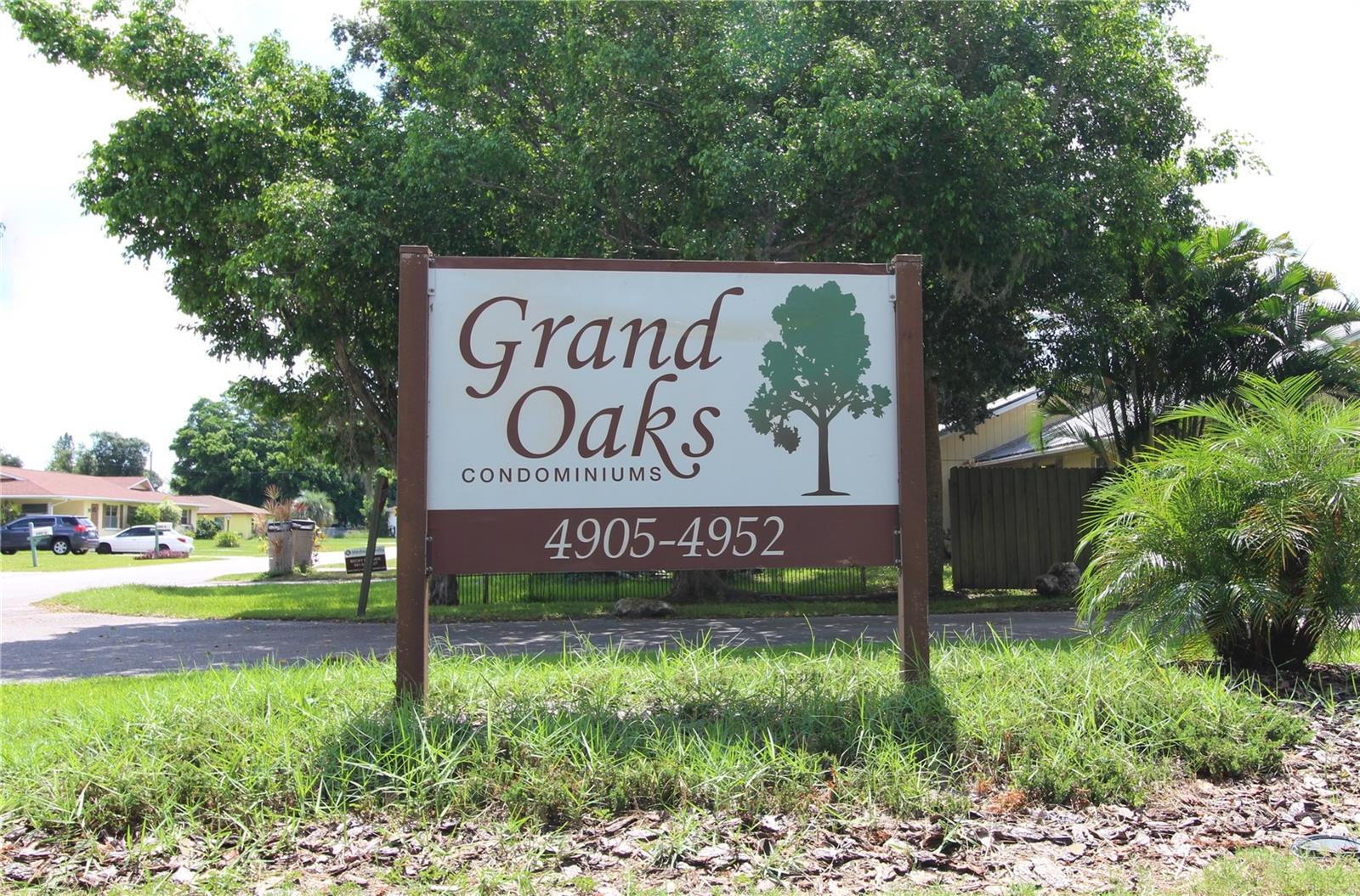 GRAND OAKS - Residential Lease