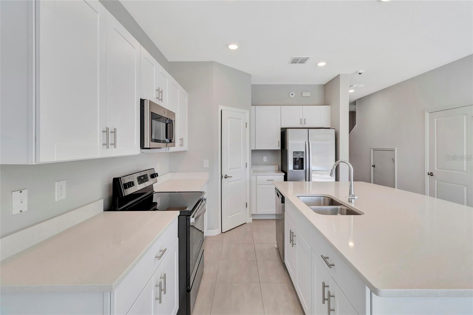 BELLA VITA PH 3 - Residential Lease