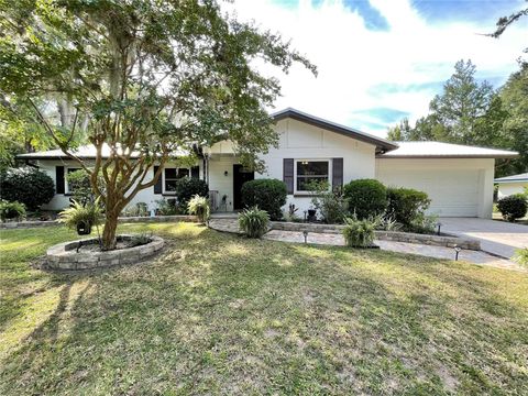 Photo of 2006 NW 35th Terrace, Gainesville, FL 32605 (MLS # GC533947) Photo of 2006 NW 35th Terrace, Gainesville, FL 32605 (MLS # GC533947)