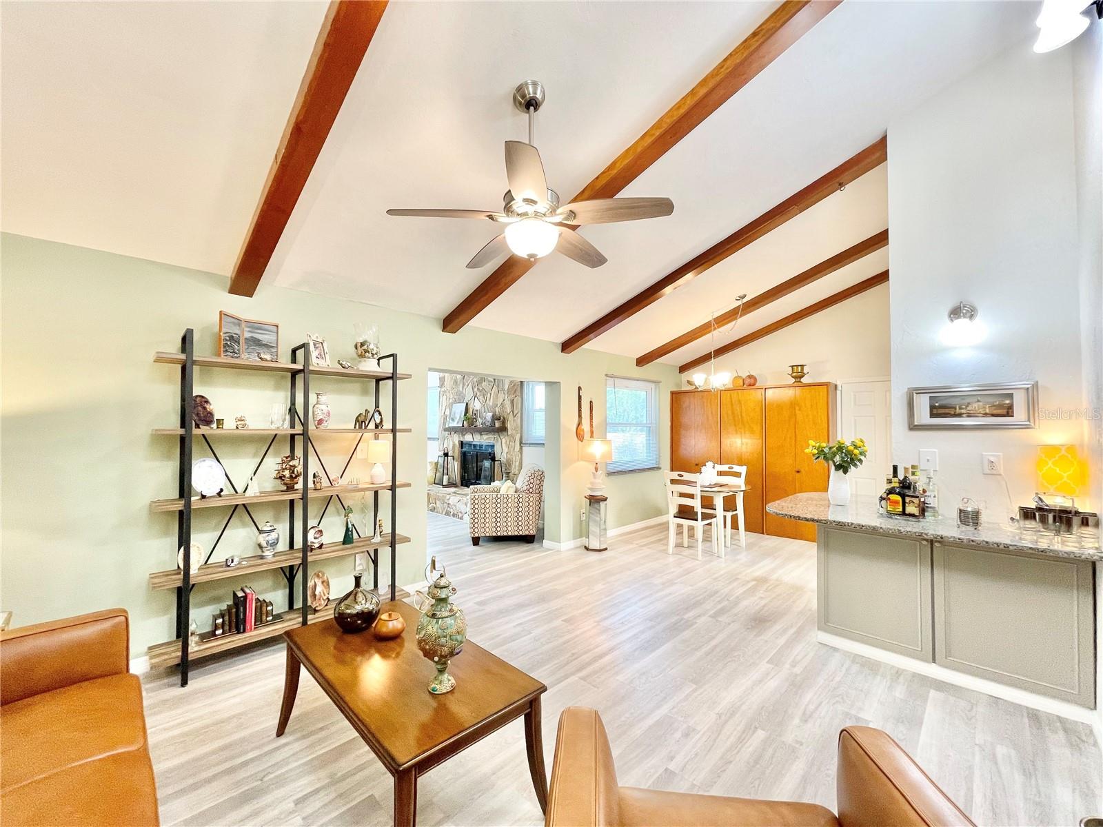 2006 NW 35TH TERRACE