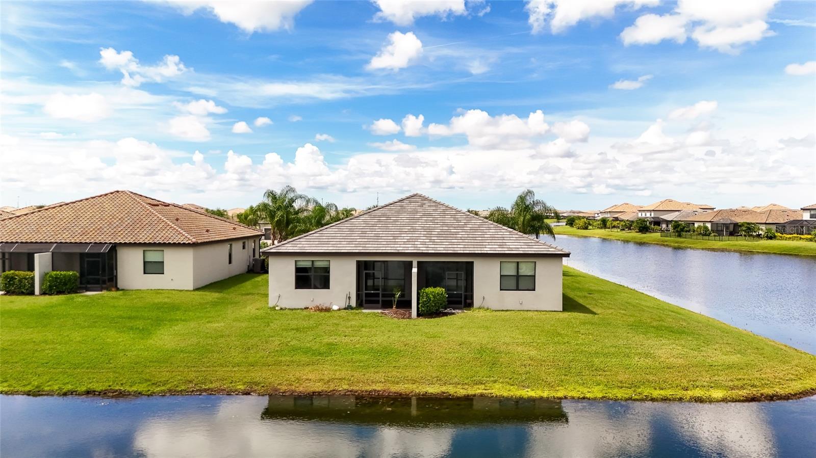 5311 WHITE SAND COVE