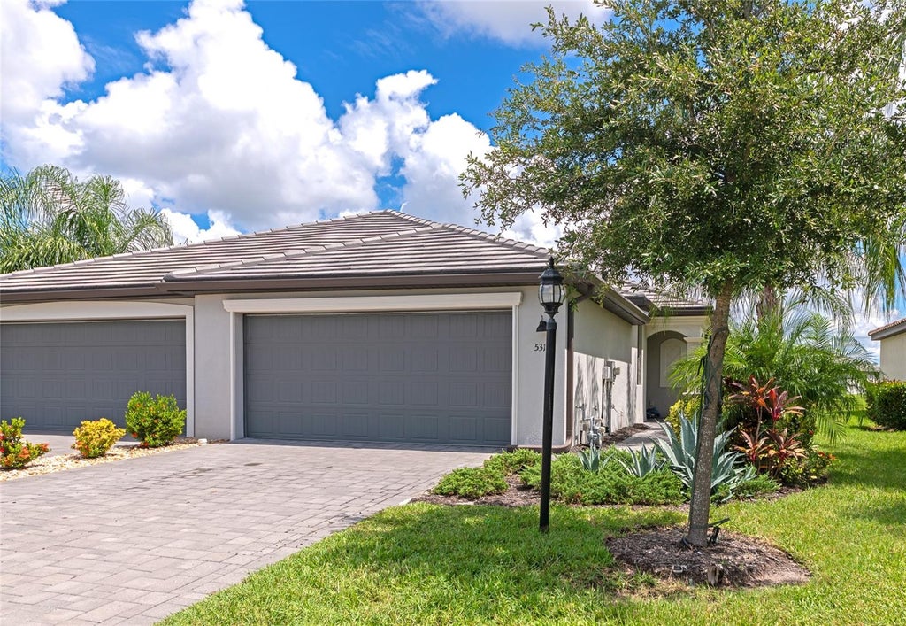 Photo of 5311 White Sand Cove, Bradenton, FL 34211 (MLS # A4705319)
