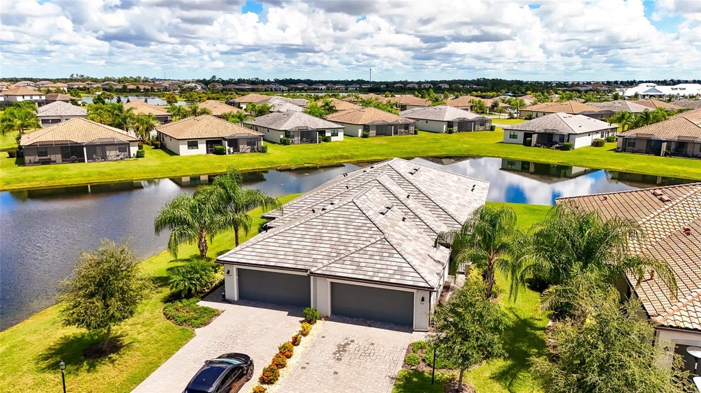 Photo of 5311 White Sand Cove, Bradenton, FL 34211 (MLS # A4705319)