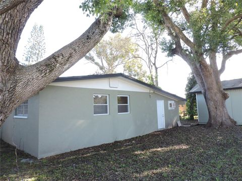 A home in DAYTONA BEACH