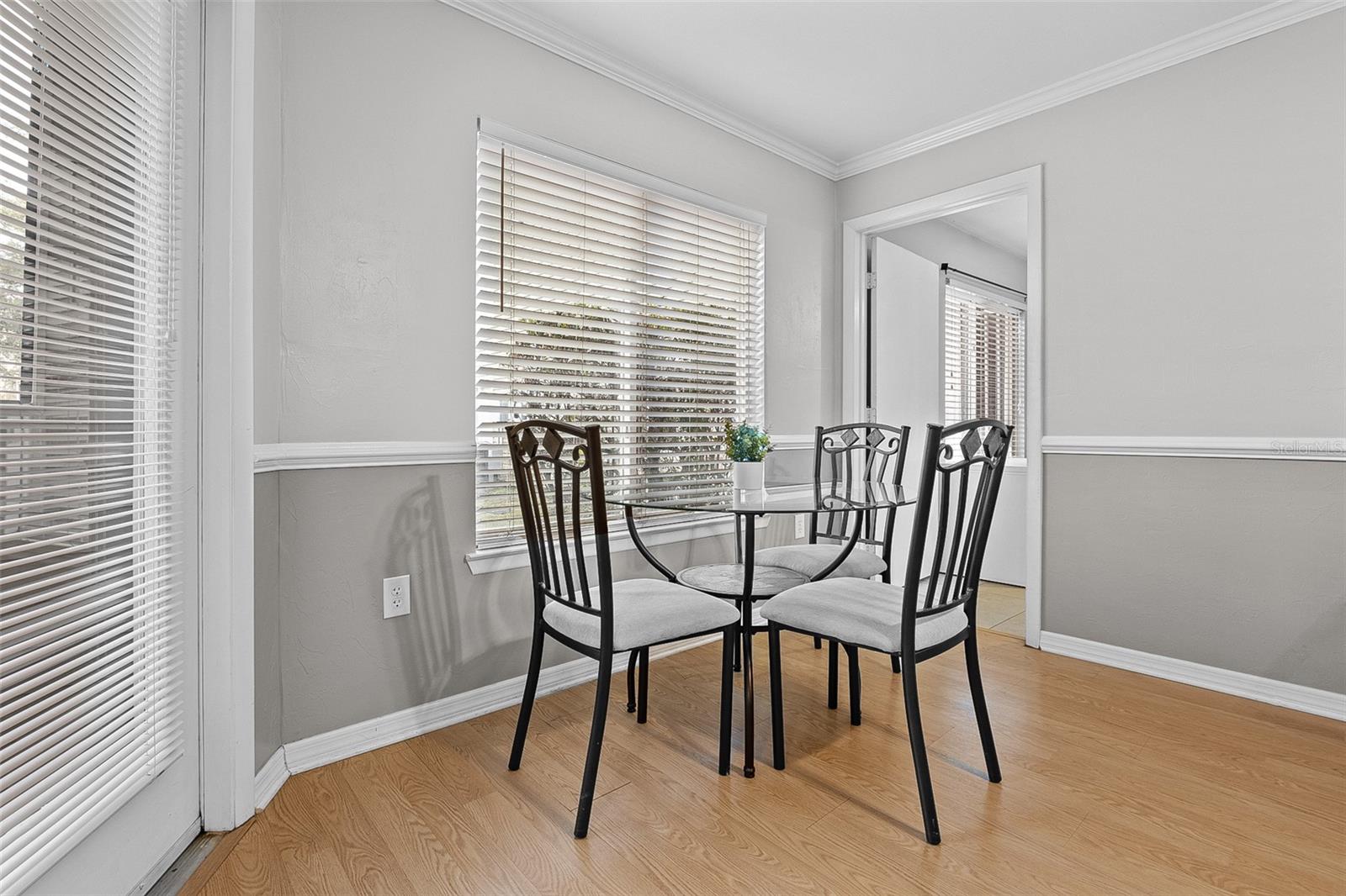 COUNTRYSIDE UNIVERSITY - Residential