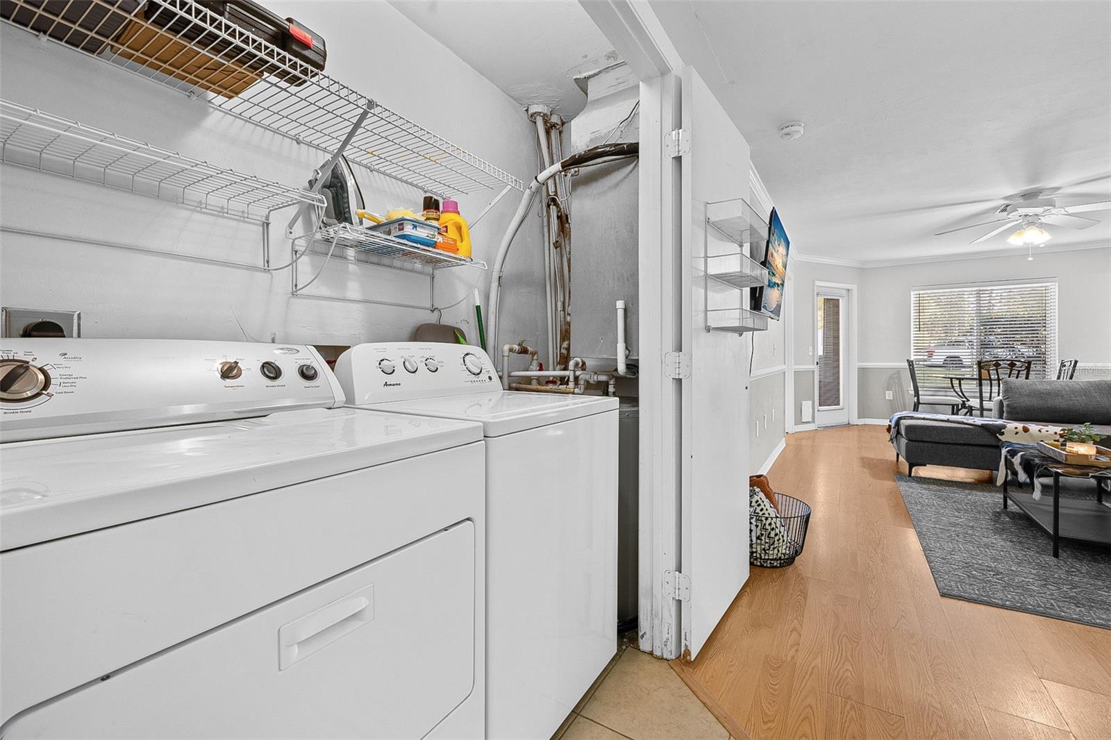 COUNTRYSIDE UNIVERSITY - Residential