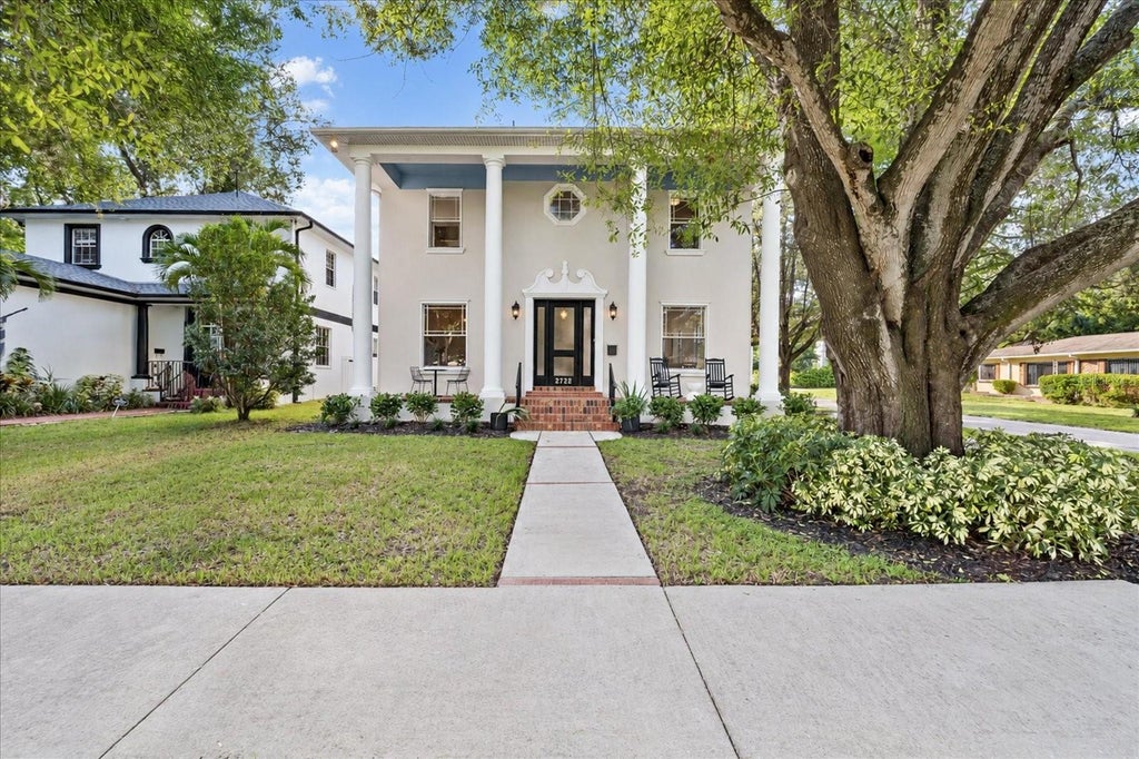Photo of 2722 N Myrtle Avenue, Tampa, FL 33602 (MLS # TB8560217)