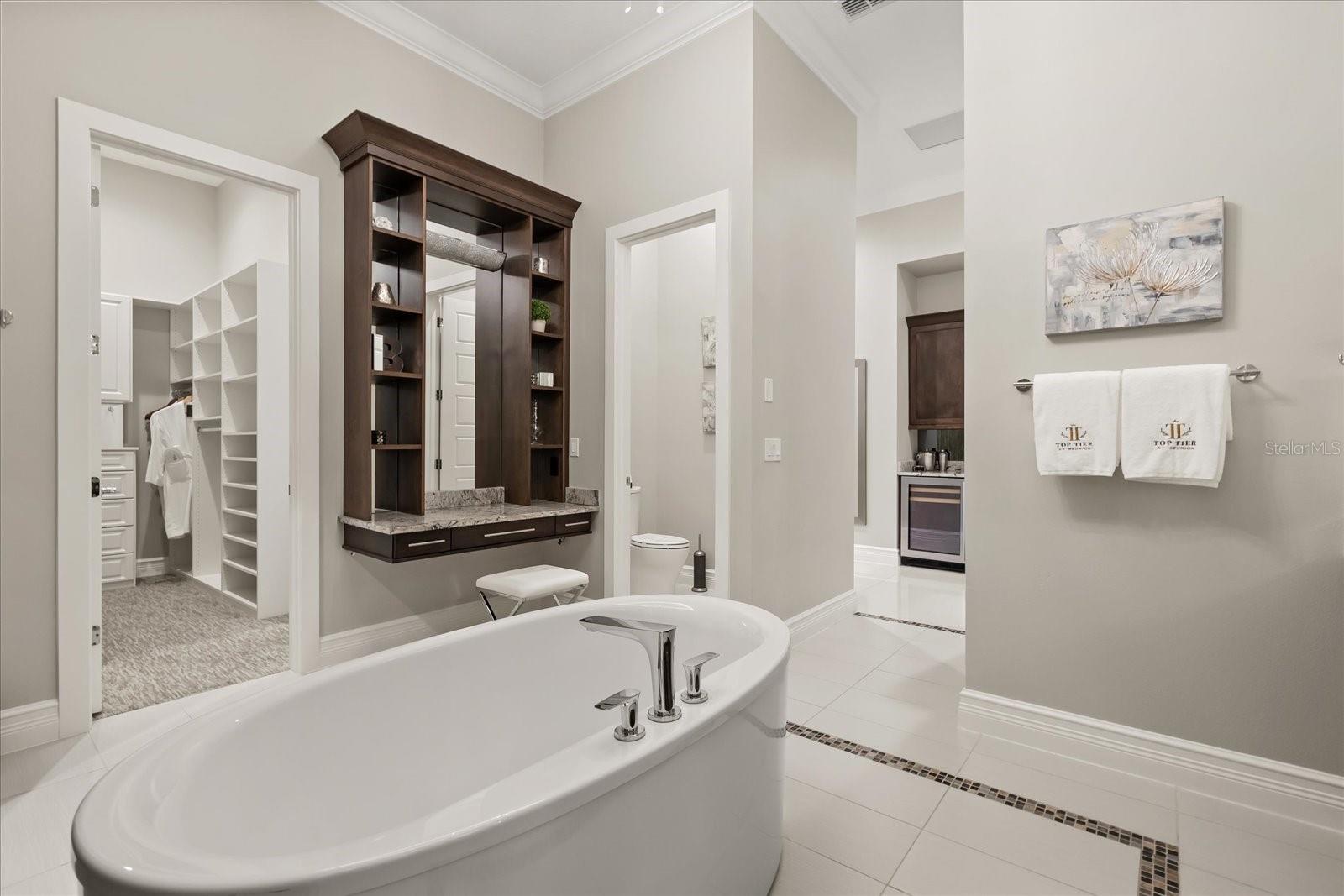 REUNION WEST VLGS NORTH - Residential