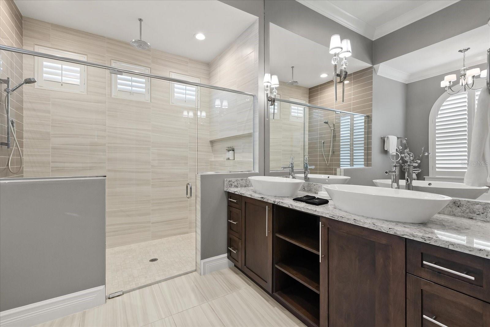 REUNION WEST VLGS NORTH - Residential