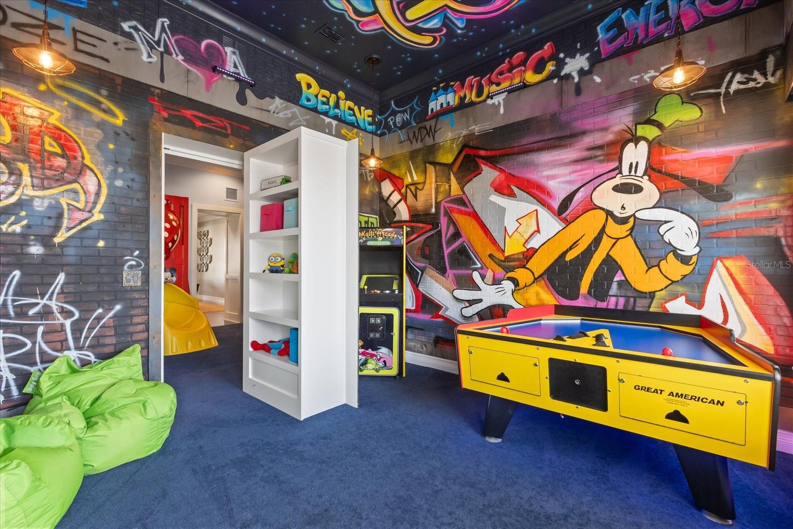 REUNION WEST VLGS NORTH - Residential