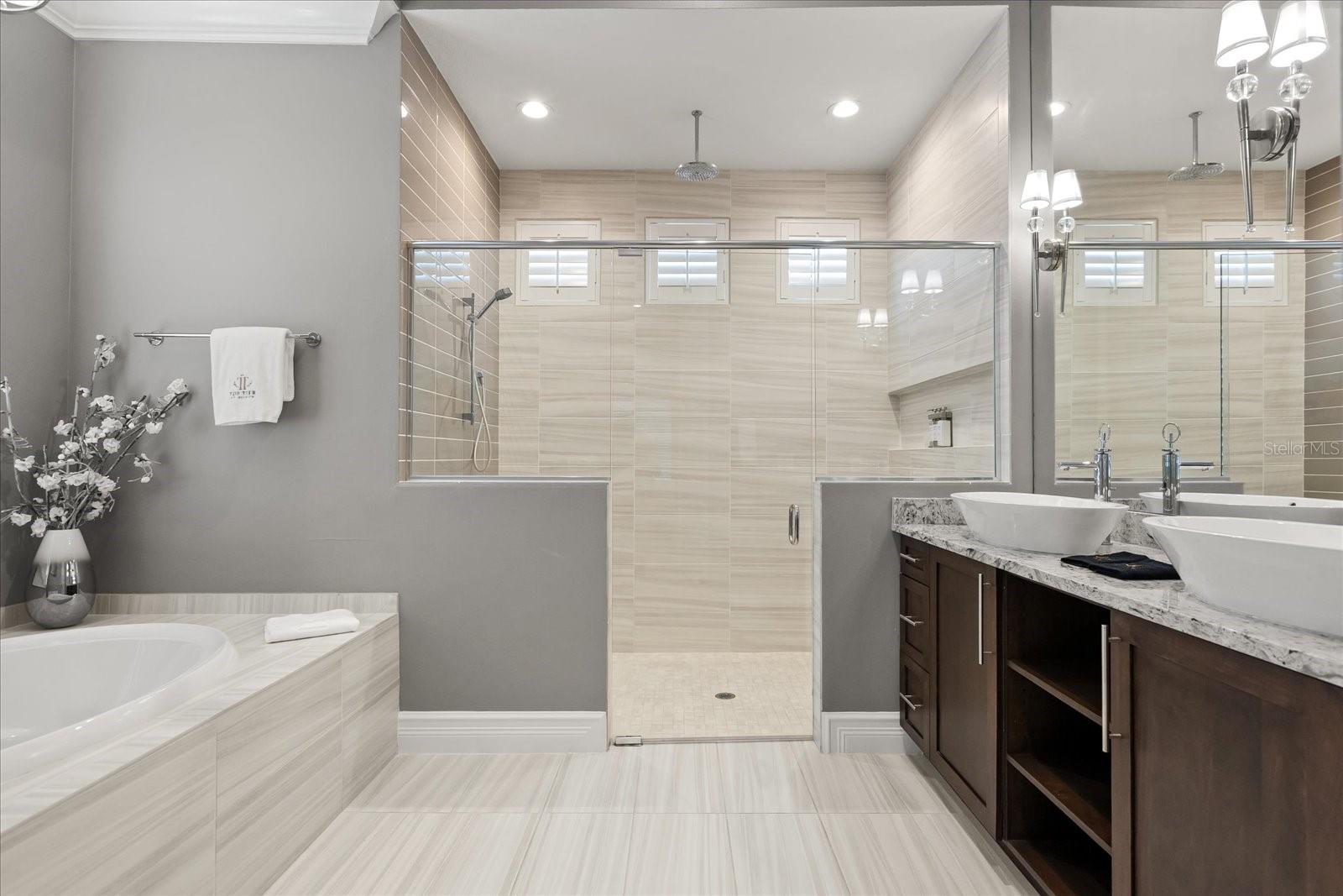 REUNION WEST VLGS NORTH - Residential