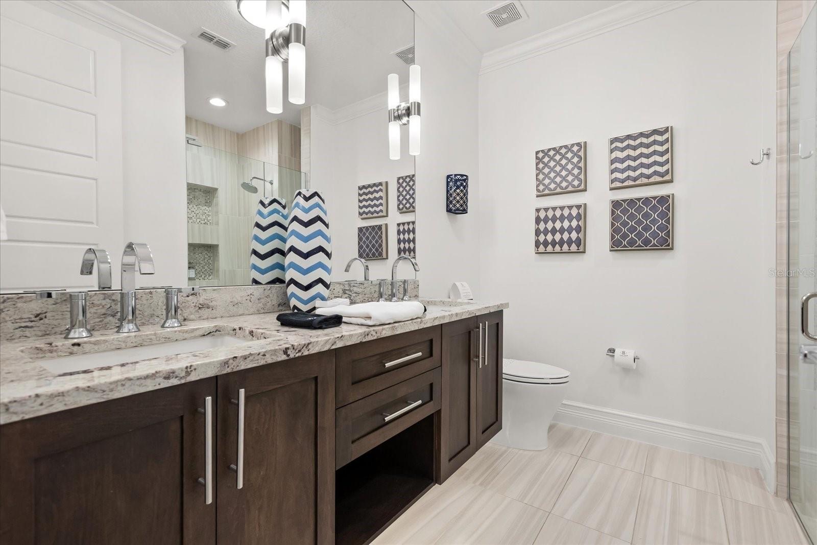 REUNION WEST VLGS NORTH - Residential