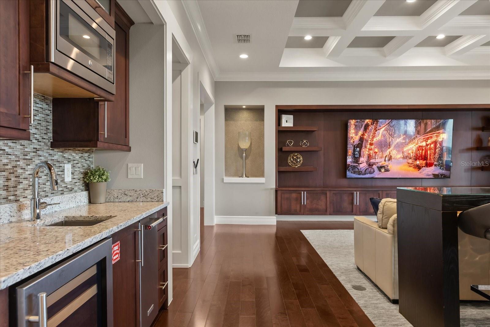 REUNION WEST VLGS NORTH - Residential