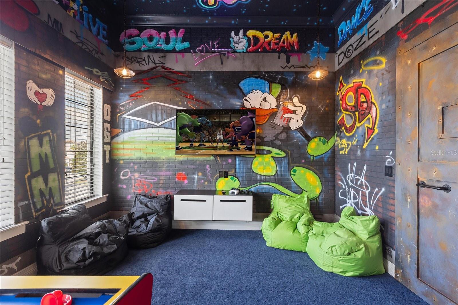 REUNION WEST VLGS NORTH - Residential