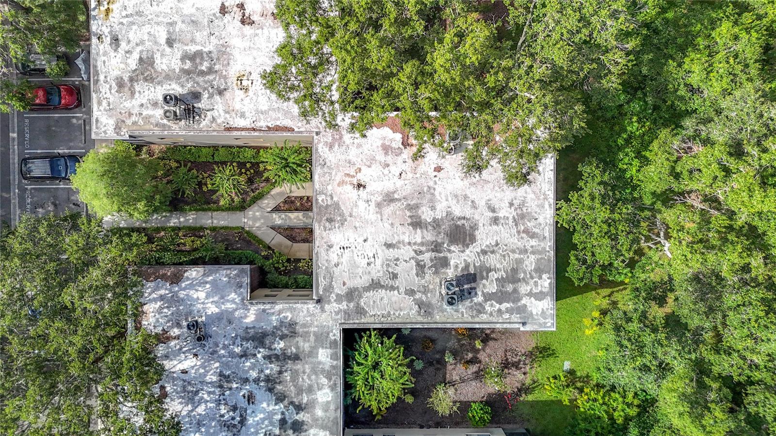 RAINTREE VILLAGE CONDO N - Residential