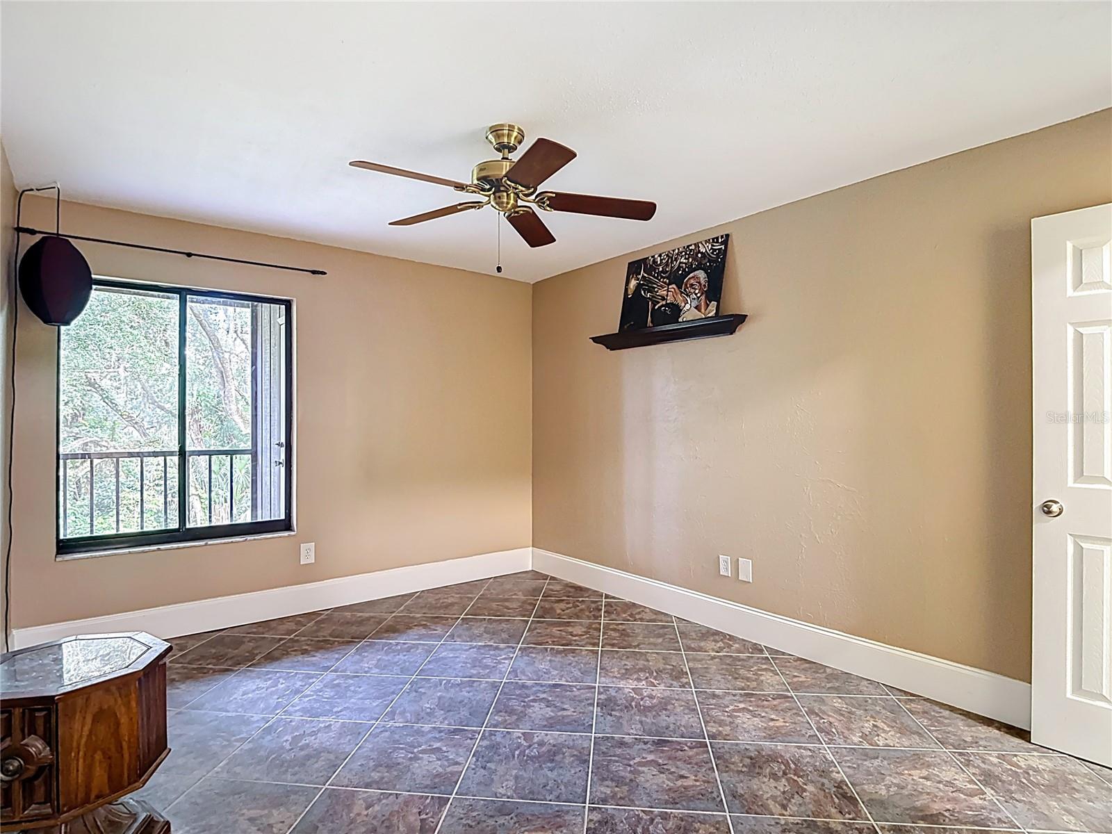 RAINTREE VILLAGE CONDO N - Residential