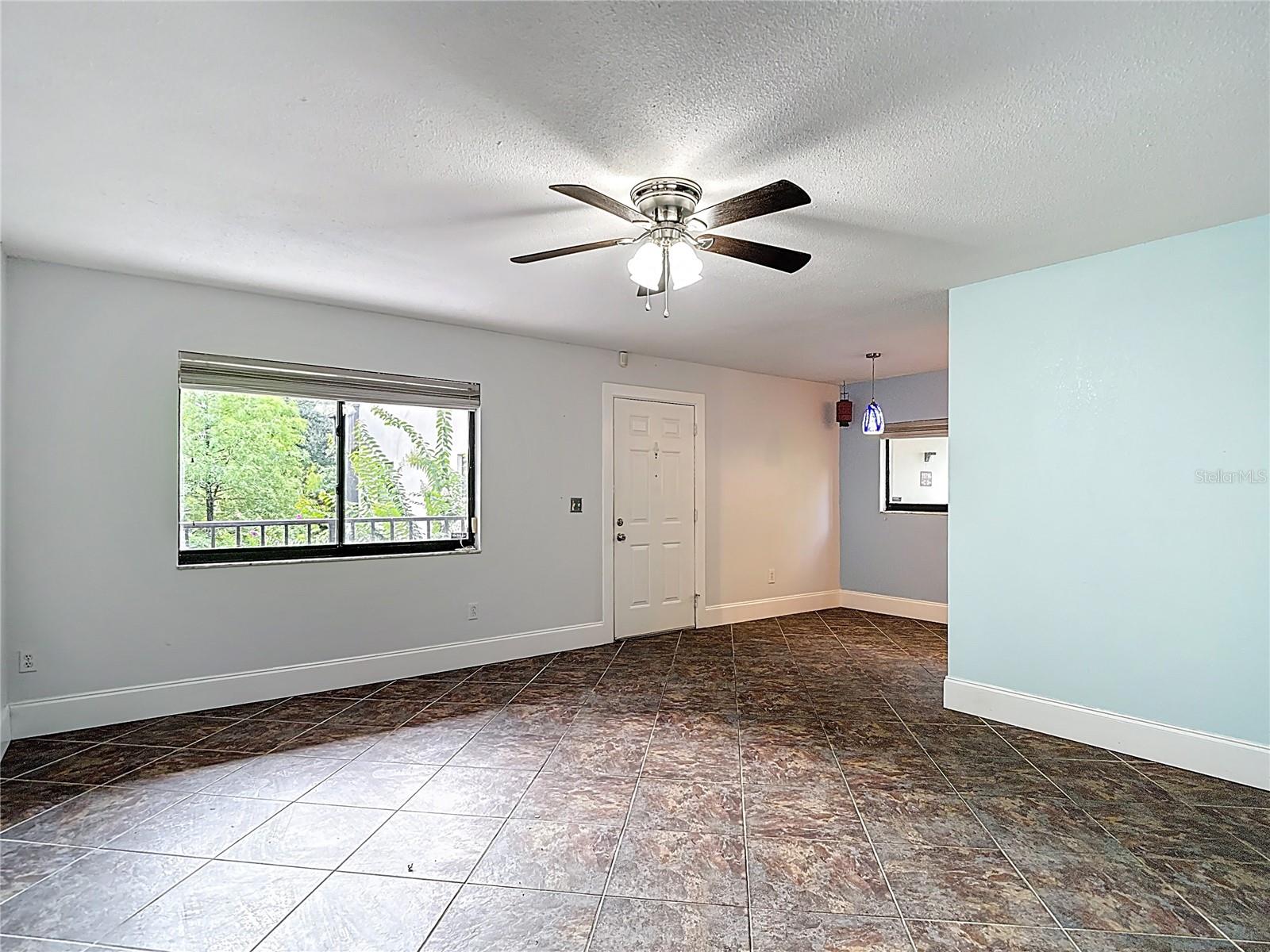 RAINTREE VILLAGE CONDO N - Residential