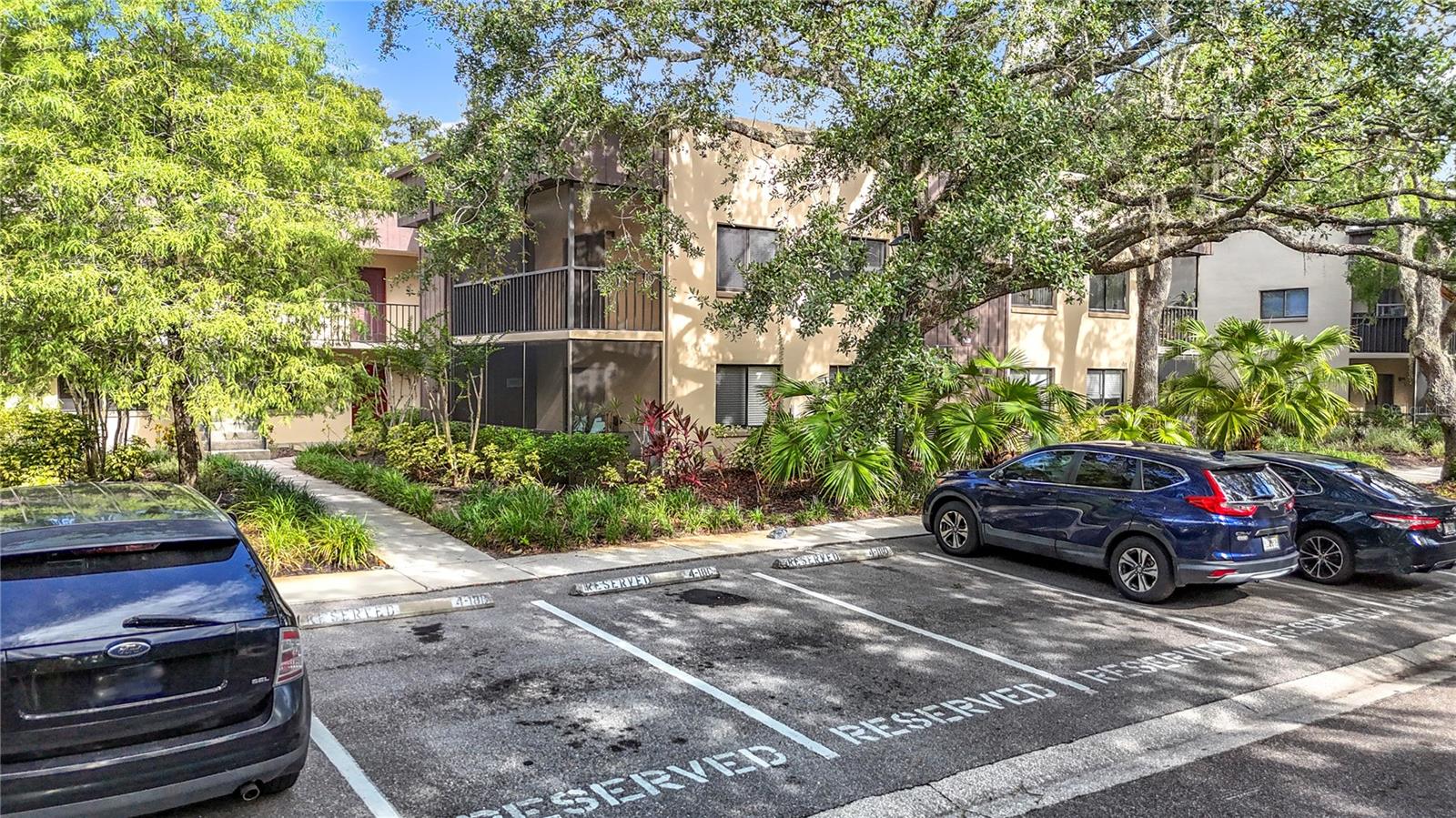 RAINTREE VILLAGE CONDO N - Residential