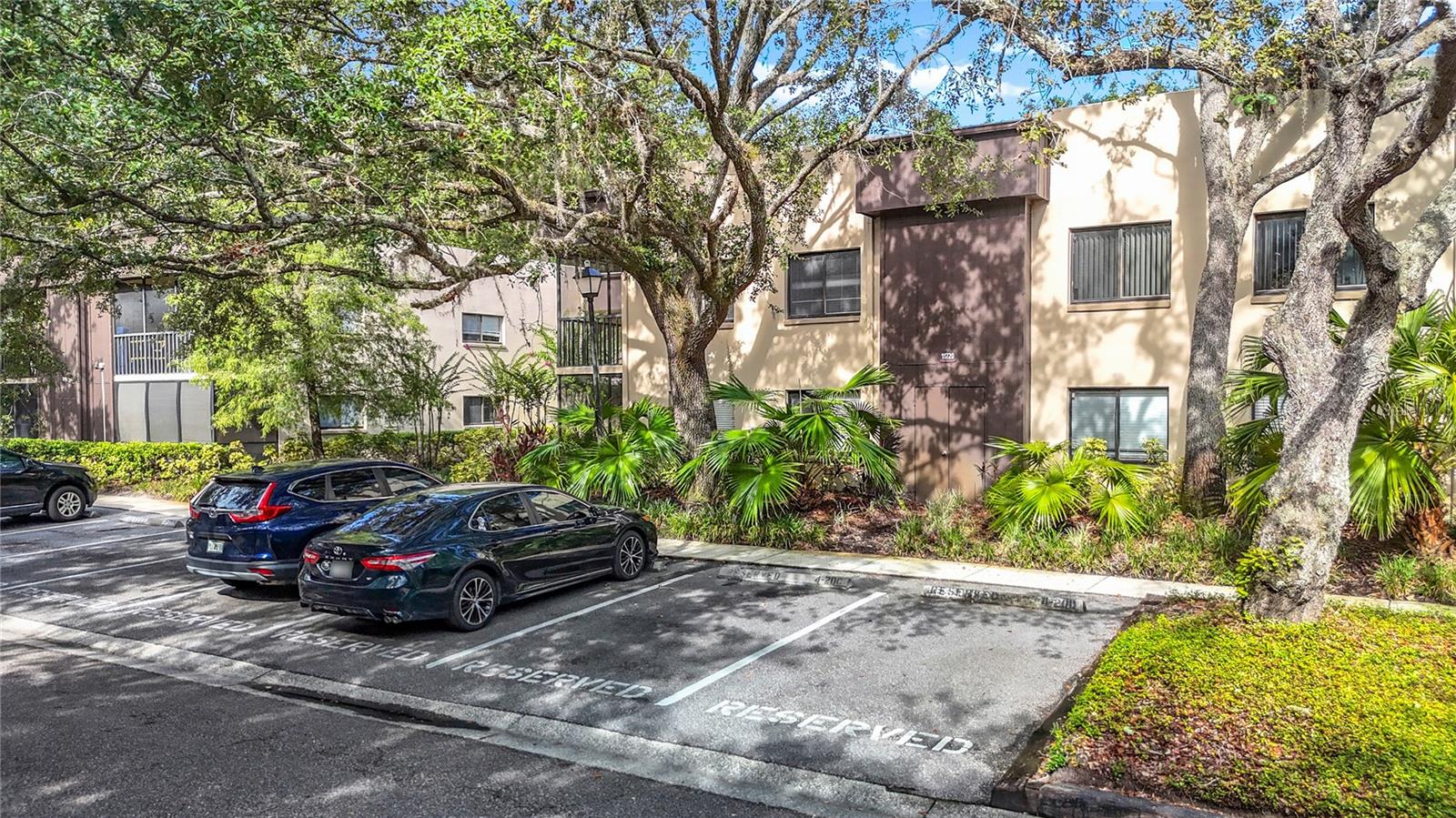 RAINTREE VILLAGE CONDO N - Residential