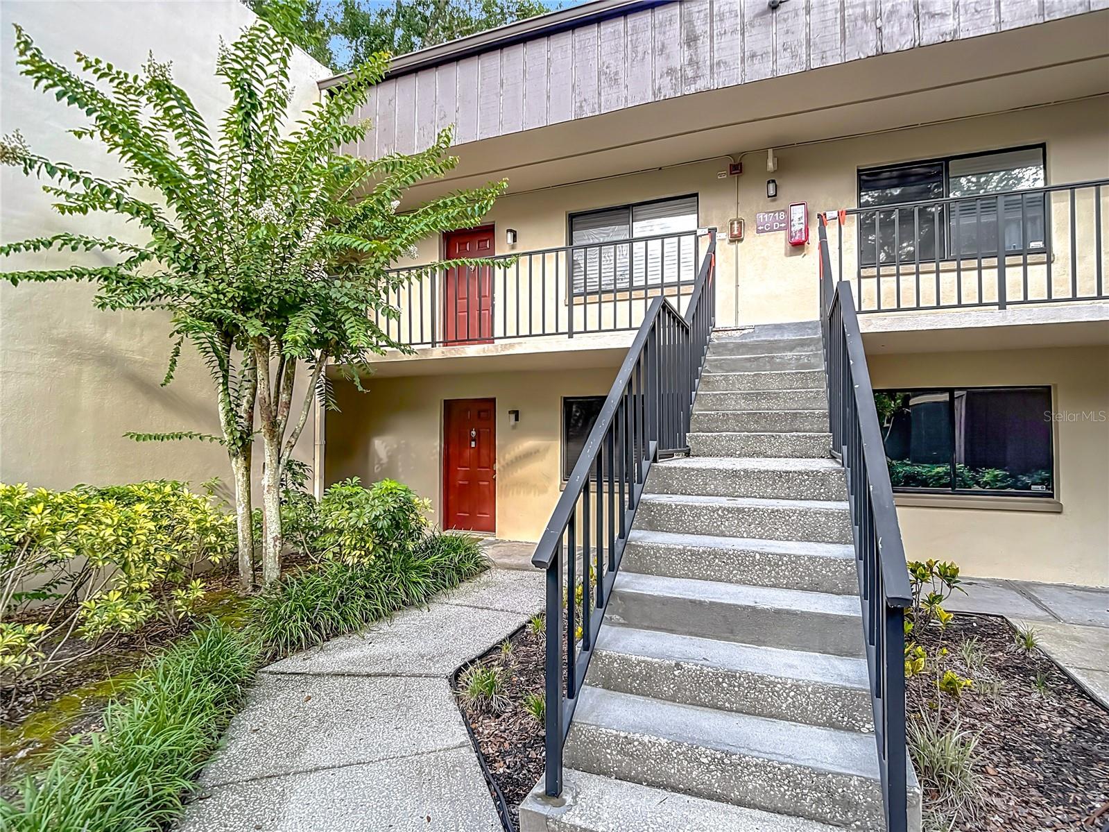 RAINTREE VILLAGE CONDO N - Residential