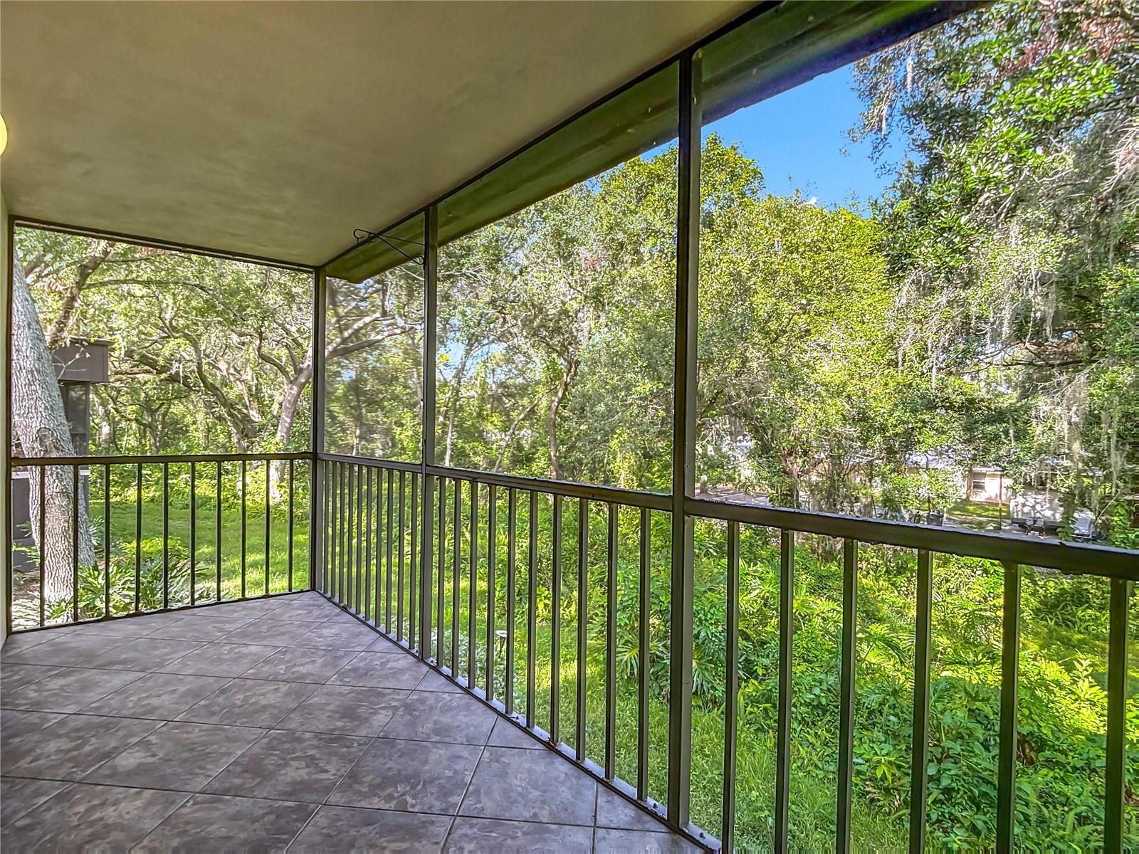 RAINTREE VILLAGE CONDO N - Residential