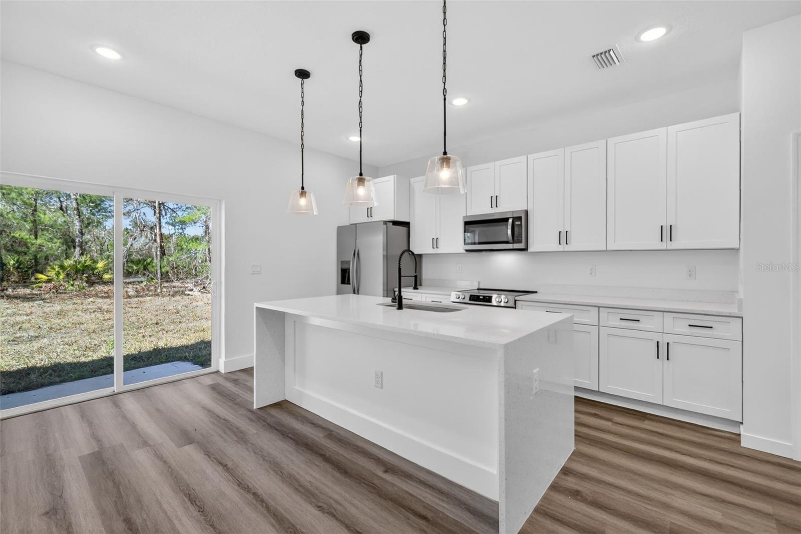 SILVER SPGS SHORES UN 35 - Residential