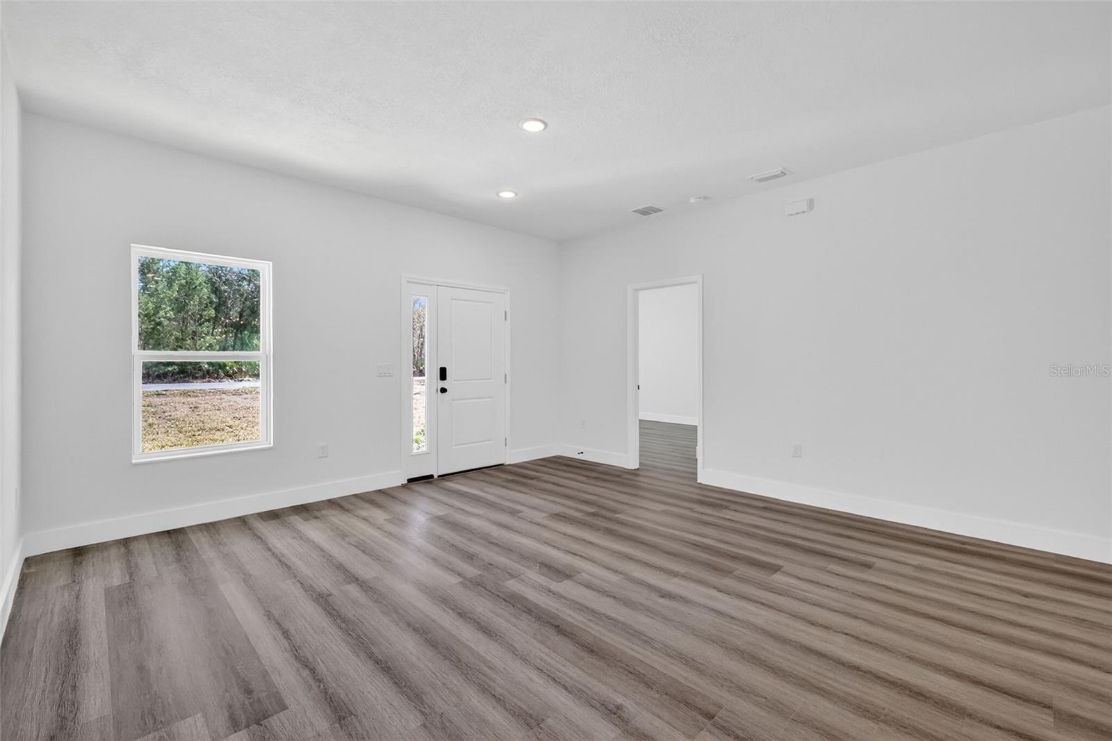 SILVER SPGS SHORES UN 35 - Residential