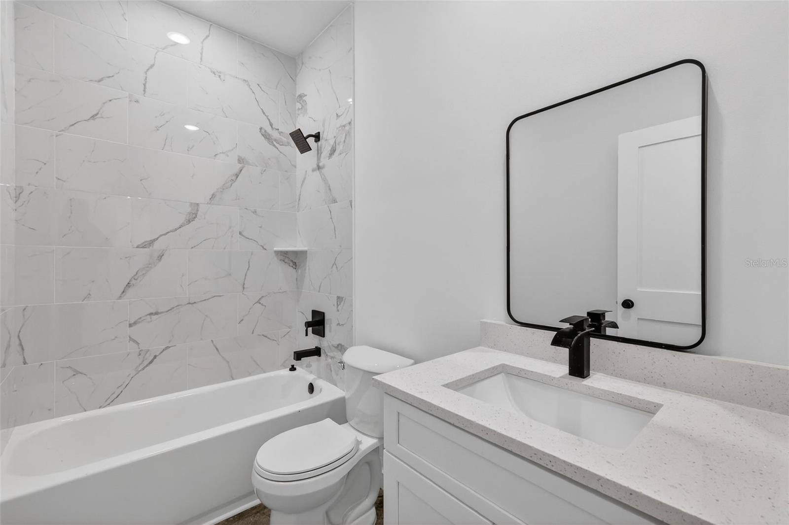 SILVER SPGS SHORES UN 35 - Residential