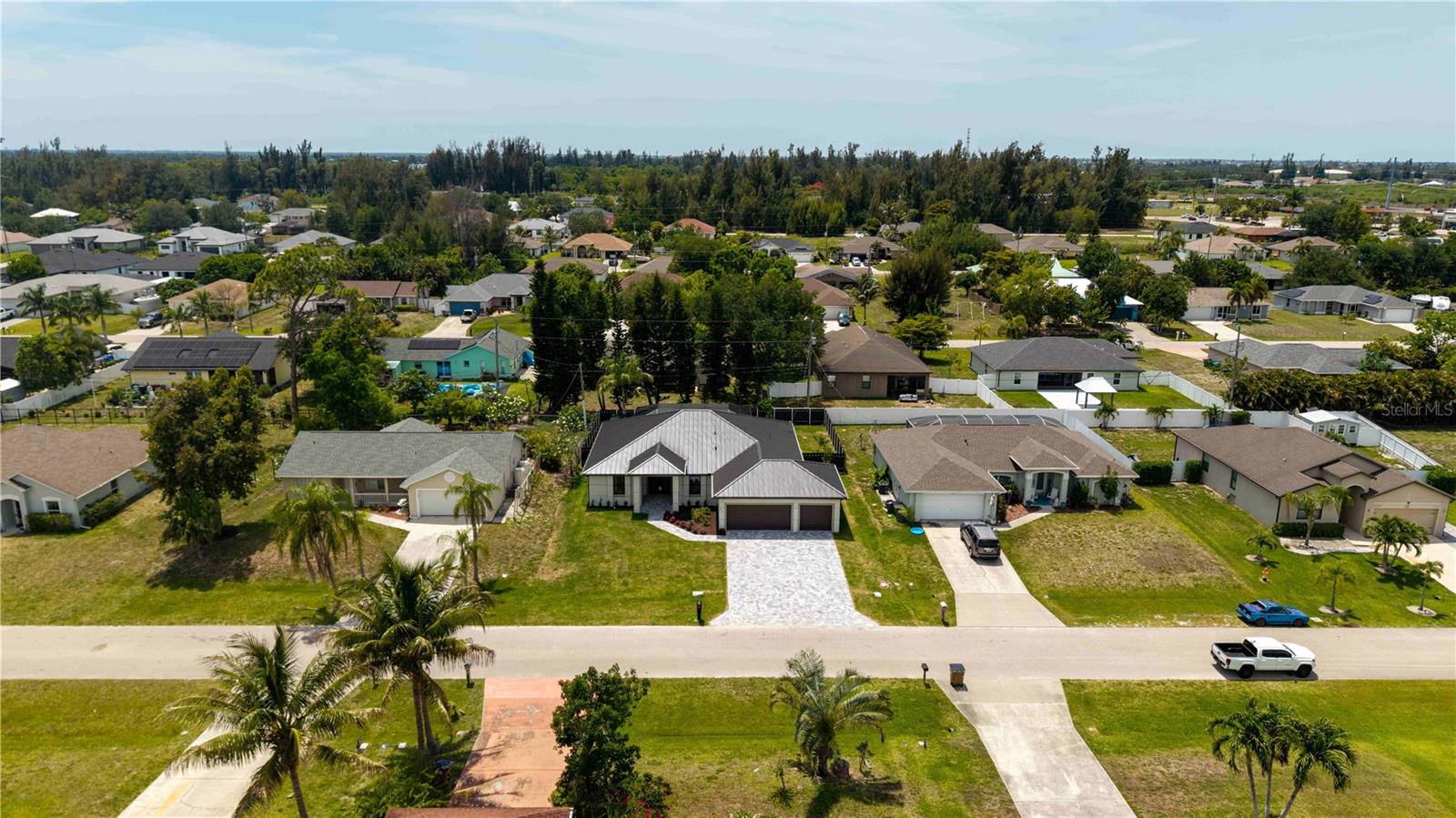 CAPE CORAL - Residential