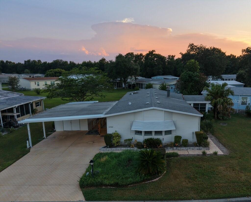ZELLWOOD STATION CO-OP - Residential