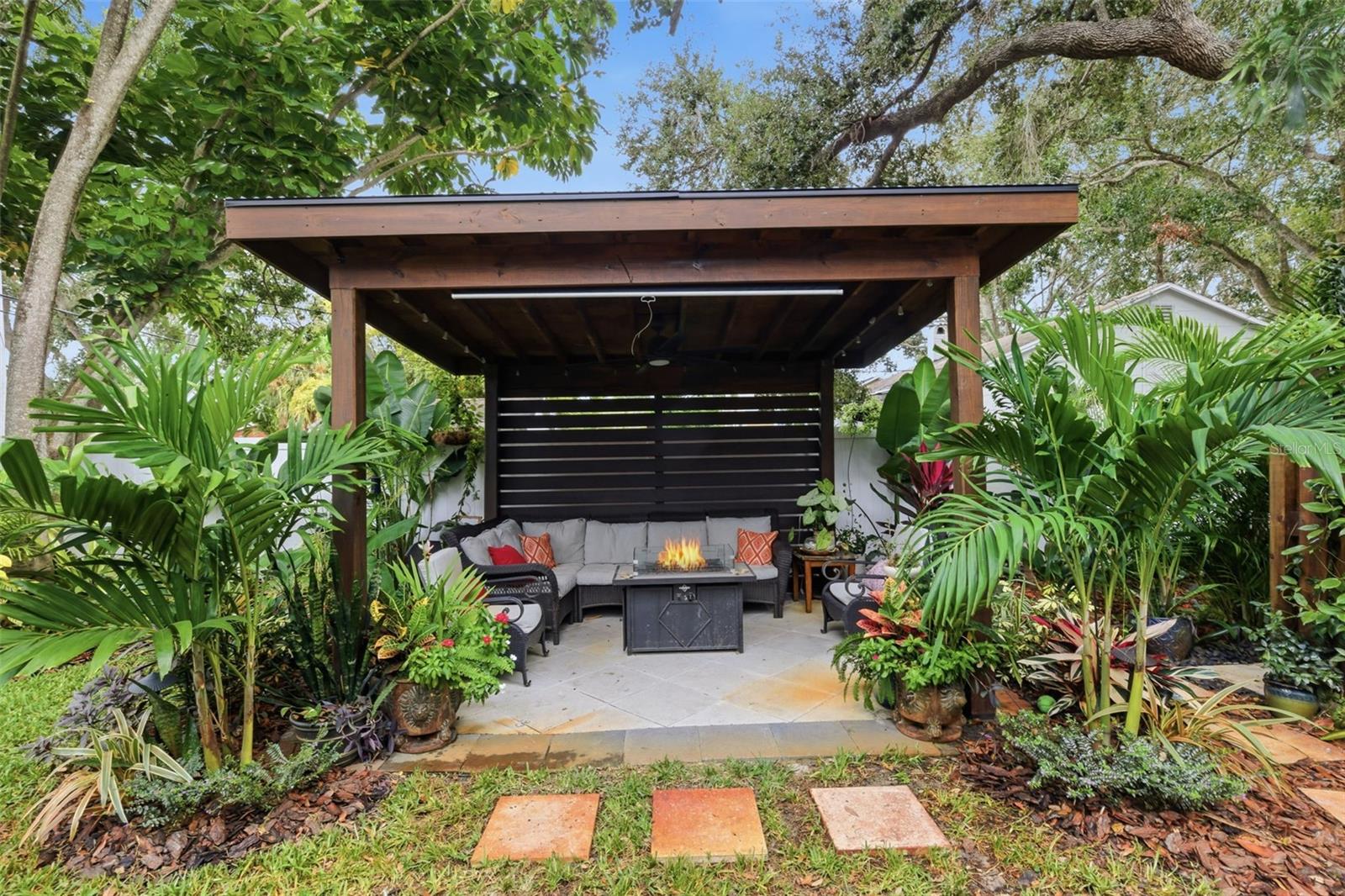 POWERS CENTRAL PARK SUB - Residential