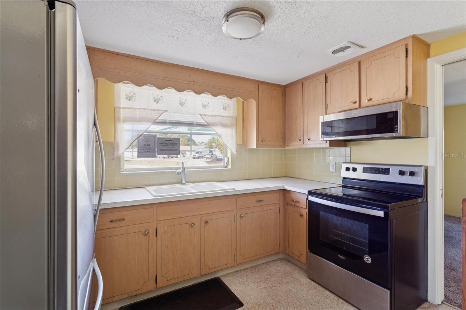 JASMINE LAKES - Residential