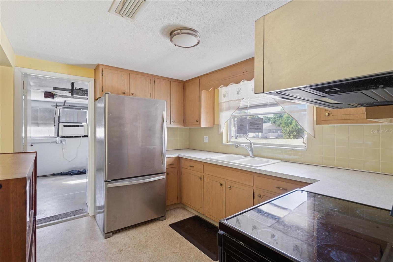 JASMINE LAKES - Residential