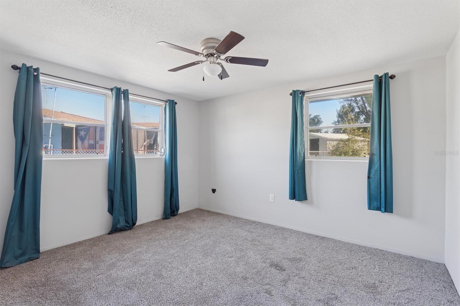 JASMINE LAKES - Residential