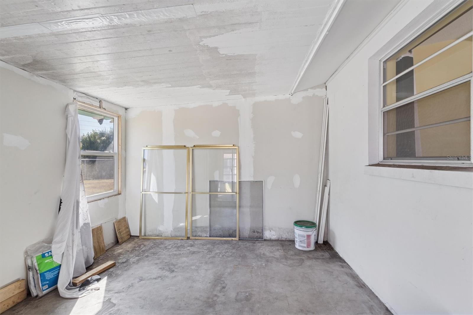 JASMINE LAKES - Residential