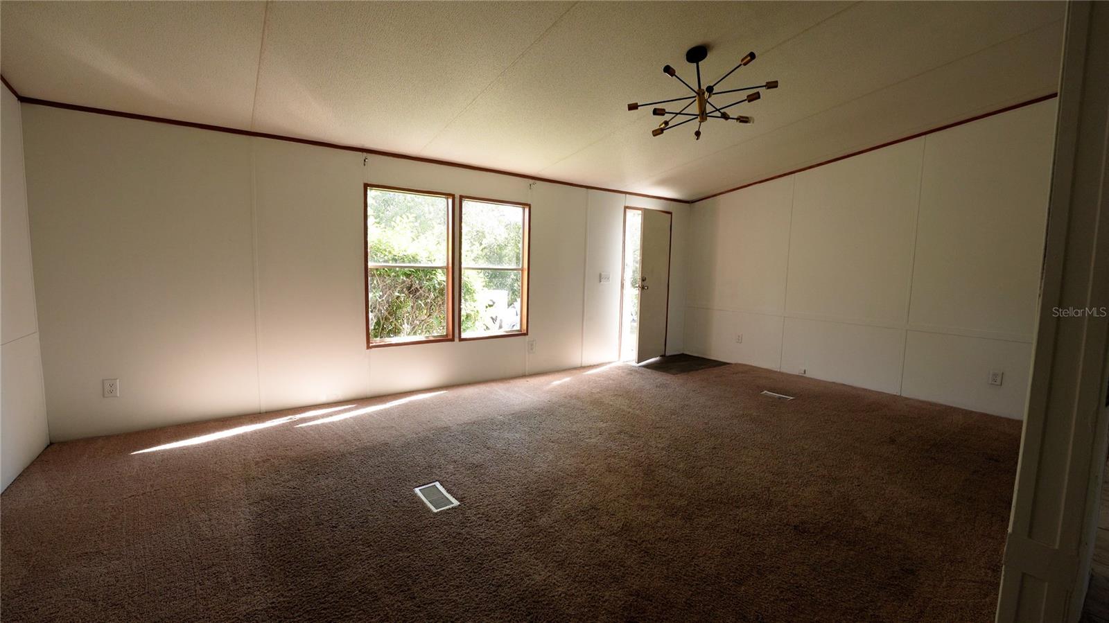 EAST ORLANDO UNREC - Residential Lease