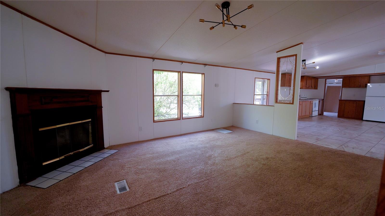 EAST ORLANDO UNREC - Residential Lease